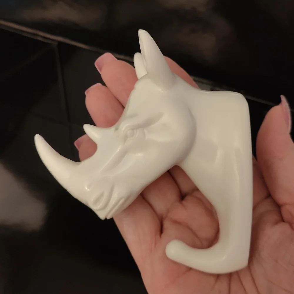 Decorative Glossy White Rhino Head PVC Wall Hook